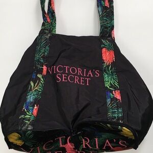 Victoria’s Secret Foldable Duffle Shoulder Bag Travel Bag Nylon Gym Vacation